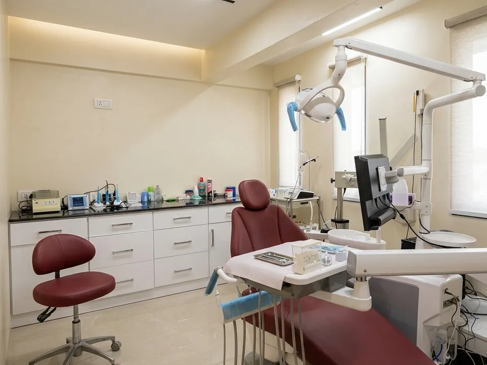 Luxury dental treatment room at Dr. Shahid Islam Dental Clinic DHA Karachi